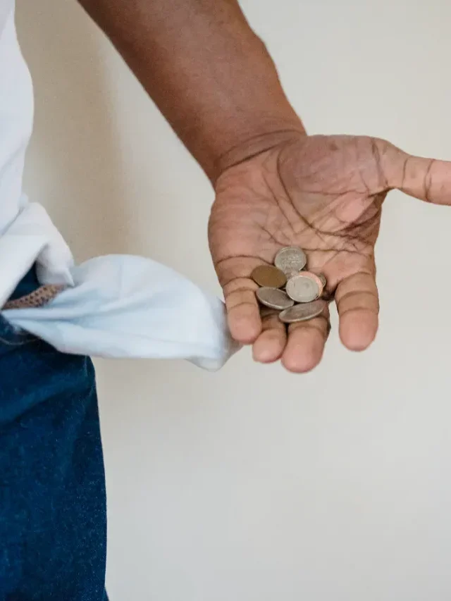 How to Survive a Recession? – Warren Buffett